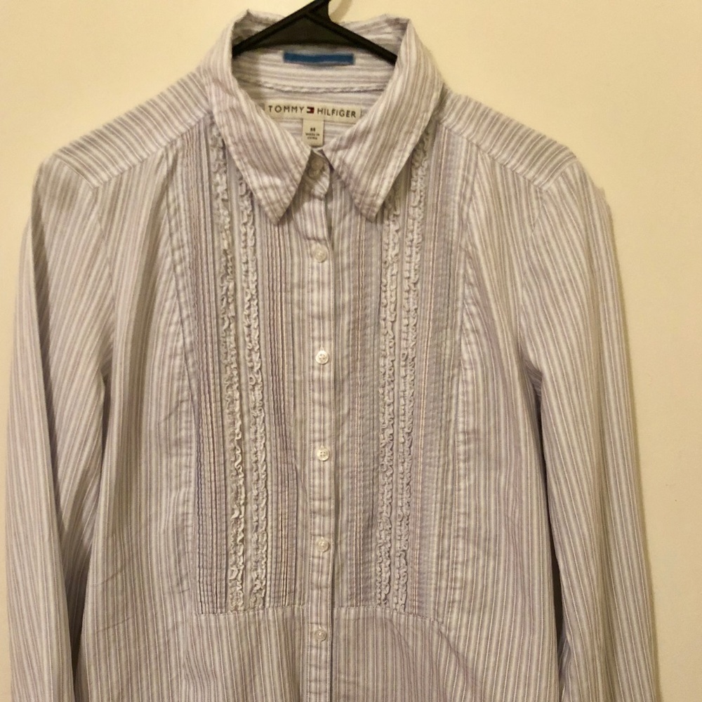 Tommy Hilfiger button down blouse size M